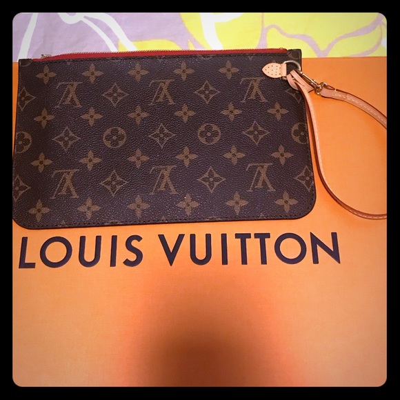 Louis Vuitton Handbags - BEAND NEW 💕Louis Vuitton bag